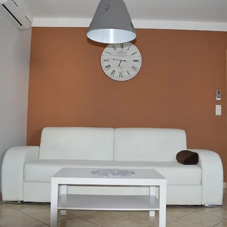 Lussy Apartment *